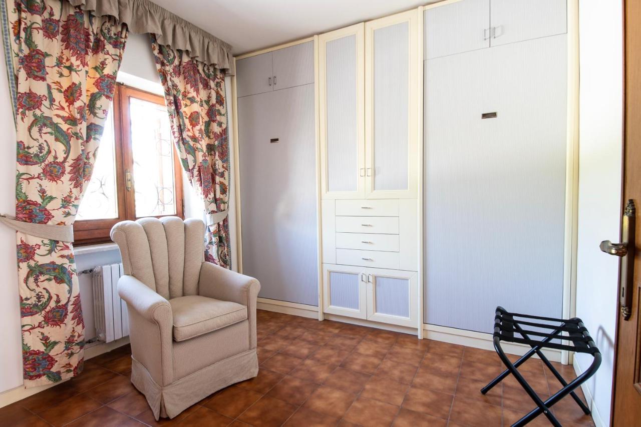 Palazzo Moresco Santa Marinella Extérieur photo